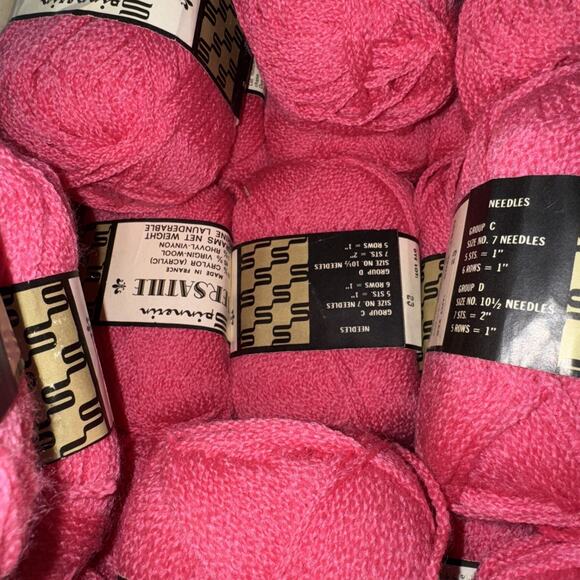 Spinnerin Versatile Made In France Lot of 21 Skeins 40 Grams Rose 1847 NEW - Picture 8 of 8